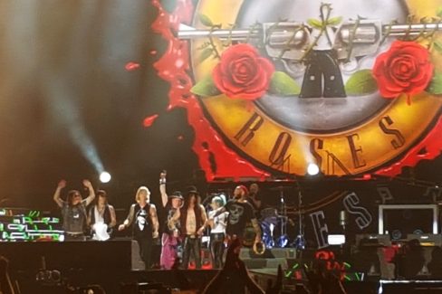 Guns n Roses Live in Dubai